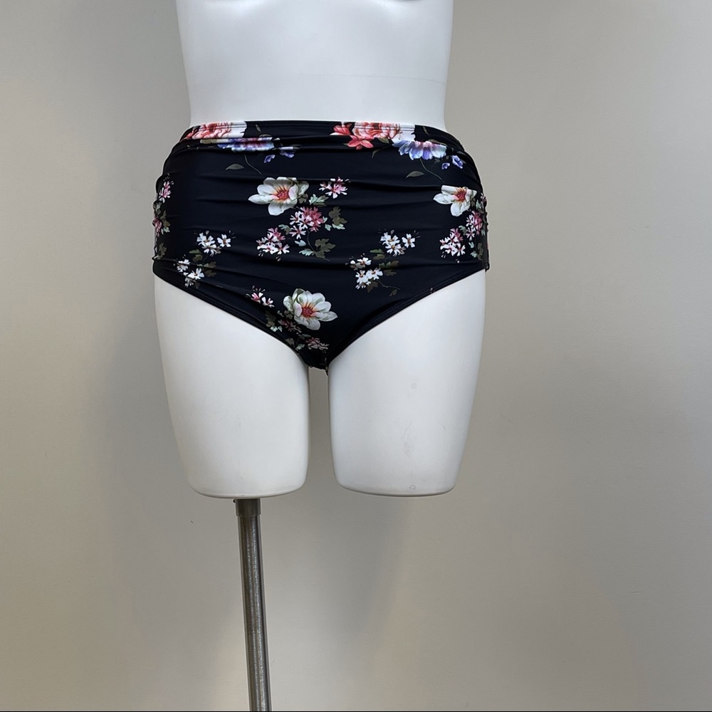 SouqFone Tankini With High Waisted Bottoms - Picture 2 of 8
